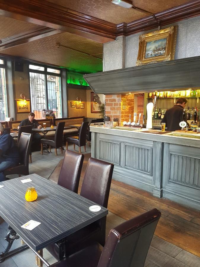 Mother Macs Manchester Extérieur photo