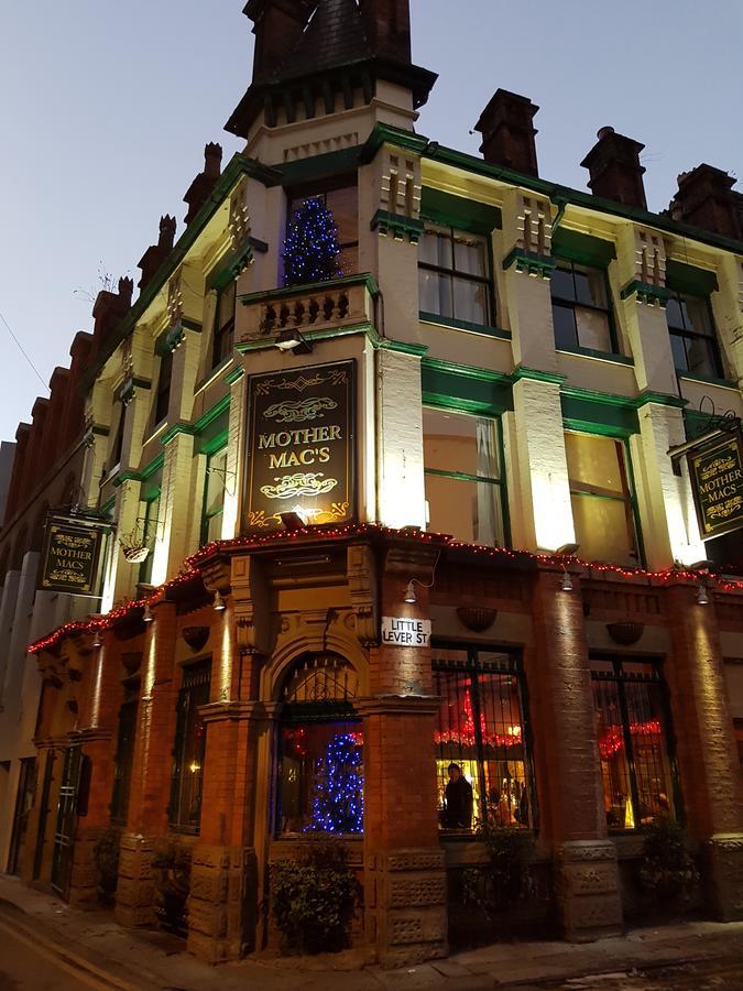 Mother Macs Manchester Extérieur photo